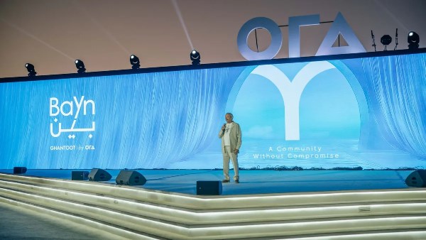 رجل الأعمال المصري نجيب ساويرس، رئيس مجلس إدارة شركة أورا للتطوير العقاري رجل الأعمال المصري نجيب ساويرس، رئيس مجلس إدارة شركة أورا للتطوير العقاري