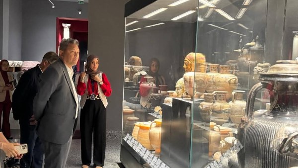 تفاصيل زيارة الوفد التايلاندي إلى المتحف اليوناني الروماني بالإسكندرية تفاصيل زيارة الوفد التايلاندي إلى المتحف اليوناني الروماني بالإسكندرية