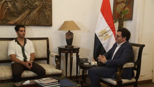 مينا مسعود ممثلًا للثقافة والفنون المصرية في الخارج 