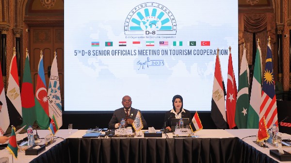 أبرز محاور الاستراتيجية الحالية لوزارة السياحة والآثار المصرية أبرز محاور الاستراتيجية الحالية لوزارة السياحة والآثار المصرية
