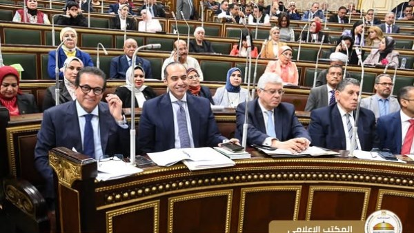 مجلس النواب يوافق نهائيًا على مشروع قانون في شأن مزاولة مهنة الصيدلة مجلس النواب يوافق نهائيًا على مشروع قانون في شأن مزاولة مهنة الصيدلة