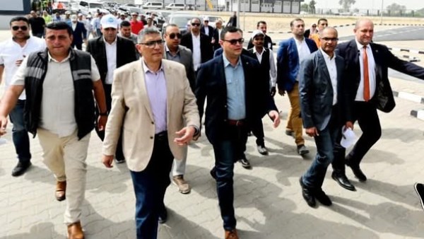 وزير الإسكان ومحافظ الجيزة يفتتحان المرحلة الأولى من محطة مياه الشرب بأوسيم وزير الإسكان ومحافظ الجيزة يفتتحان المرحلة الأولى من محطة مياه الشرب بأوسيم