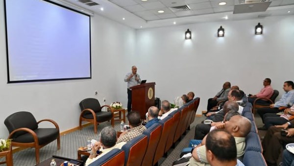 التوجيه بمواصلة أعمال المتابعة والصيانة الدورية لكل منشآت السد العالي التوجيه بمواصلة أعمال المتابعة والصيانة الدورية لكل منشآت السد العالي