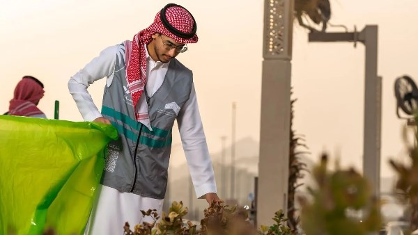 استعدادًا للحج.. إطلاق مبادرة "وطهّر بيتي" لتنظيف وتجهيز مشعر مزدلفة استعدادًا للحج.. إطلاق مبادرة "وطهّر بيتي" لتنظيف وتجهيز مشعر مزدلفة