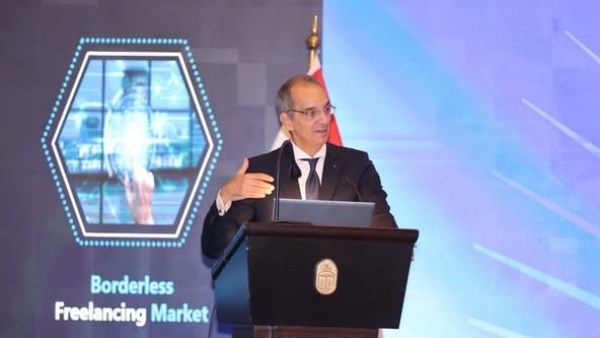 وزير الاتصالات: 180% نمو في عدد الشركات العاملة في مجال التعهيد بمصر
