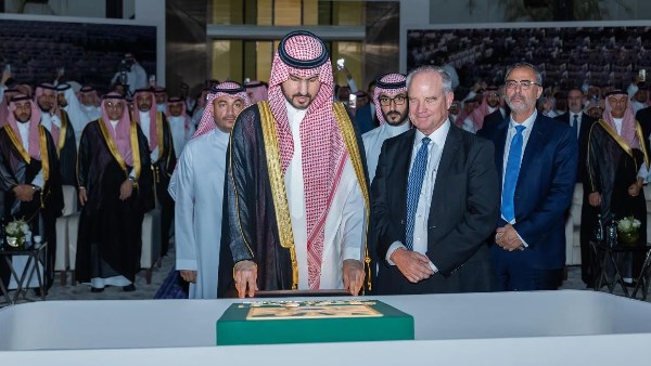 مجتمع «الدانة» بالسعودية.. أول مجتمع سكني متكامل تُطوِّره مجموعة «روشن» مجتمع «الدانة» بالسعودية.. أول مجتمع سكني متكامل تُطوِّره مجموعة «روشن»