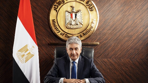 وزير السياحة يهنئ شيخة النويس بمناسبة توليها منصب الأمين العام لمنظمة الأمم المتحدة للسياحة وزير السياحة يهنئ شيخة النويس بمناسبة توليها منصب الأمين العام لمنظمة الأمم المتحدة للسياحة