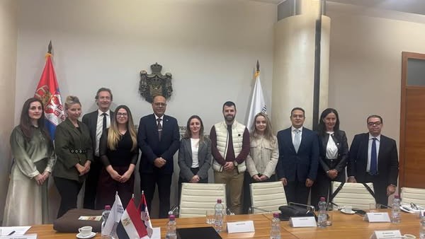 وزير العمل: جاهزون لتوفير الكوادر المصرية المُدرَّبة لسوق العمل الصربية وزير العمل: جاهزون لتوفير الكوادر المصرية المُدرَّبة لسوق العمل الصربية