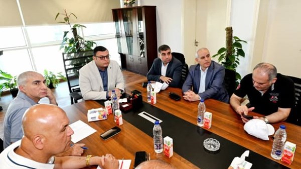 اجتماع وزير الإسكان بجهاز العلمين الجديدة اجتماع وزير الإسكان بجهاز العلمين الجديدة