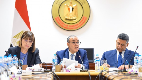 وزير الخارجية وزير الخارجية