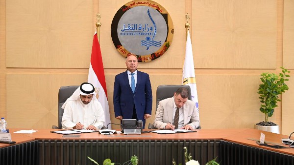 وزير الصناعة والنقل وزير الصناعة والنقل