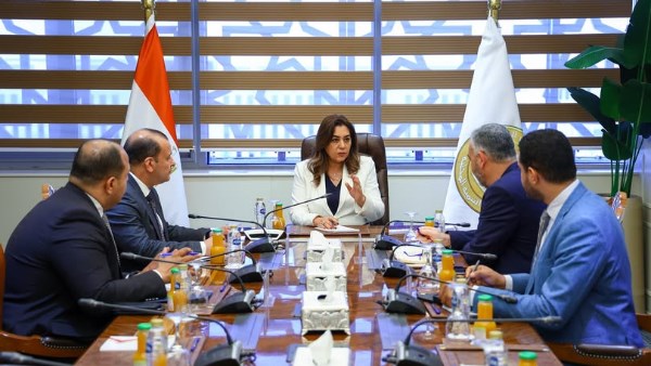 الدكتورة منال عوض الدكتورة منال عوض