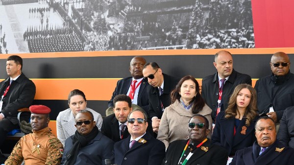 الرئيس عبد الفتاح السيسي الرئيس عبد الفتاح السيسي