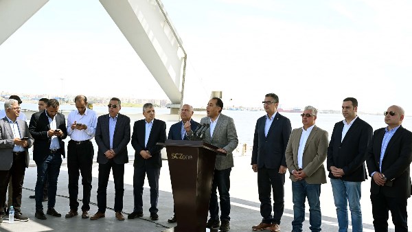 رئيس مجلس الوزراء