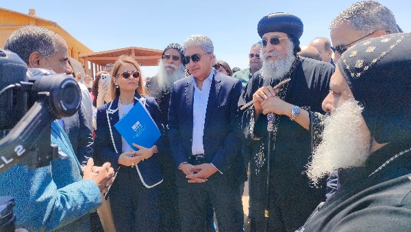 وزير السياحة