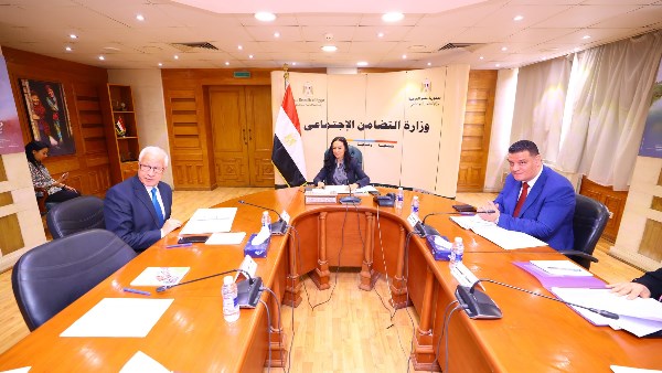 الدكتورة مايا مرسي الدكتورة مايا مرسي