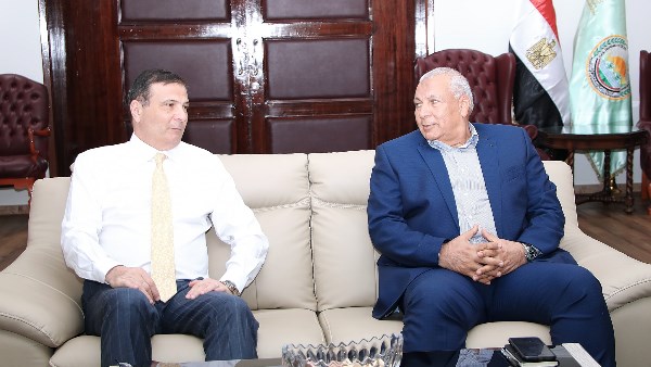 وزير الزراعة وزير الزراعة