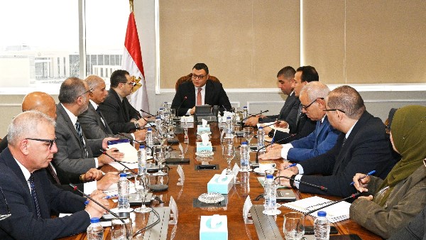 وزير الإسكان وزير الإسكان