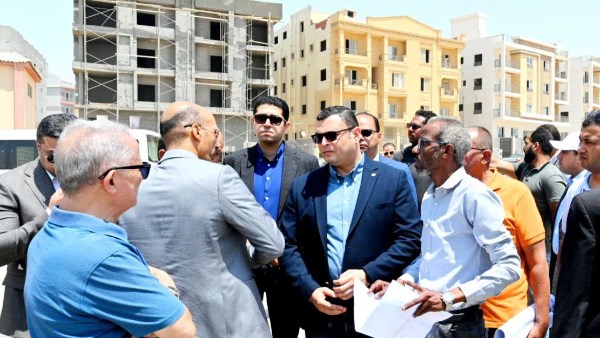 وزير الإسكان