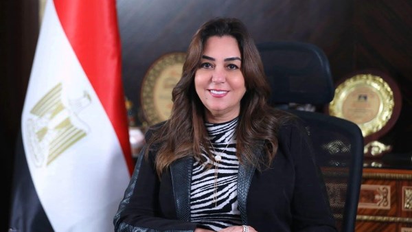 الدكتورة منال عوض