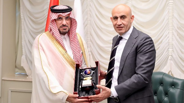 وزير التربية والتعليم و المدير العام لمكتب التربية العربي لدول الخليج وزير التربية والتعليم و المدير العام لمكتب التربية العربي لدول الخليج