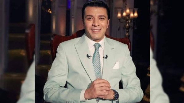 الفنان مصطفى كامل الفنان مصطفى كامل