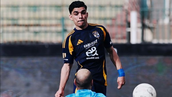 «الأهلي» يواصل صدارة الدوري بهدف نظيف أمام سيراميكا «الأهلي» يواصل صدارة الدوري بهدف نظيف أمام سيراميكا