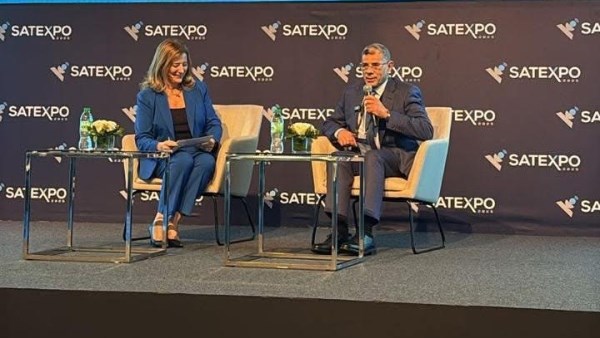 الرئيس التنفيذي لوكالة الفضاء المصرية يشارك في جلسة نقاشية حول دور وكالات الفضاء في تنمية وتطوير صناعة وتكنولوجيا الفضاء الرئيس التنفيذي لوكالة الفضاء المصرية يشارك في جلسة نقاشية حول دور وكالات الفضاء في تنمية وتطوير صناعة وتكنولوجيا الفضاء