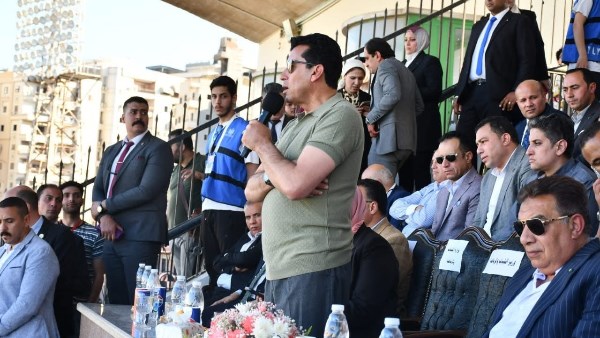 وزير الشباب والرياضة ومحافظ الدقهلية يفتتحان المرحلة الأولى من الملعب الرئيسي لكرة القدم باستاد المنصورة وزير الشباب والرياضة ومحافظ الدقهلية يفتتحان المرحلة الأولى من الملعب الرئيسي لكرة القدم باستاد المنصورة