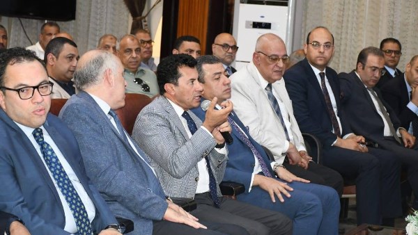 وزير الشباب والرياضة يشهد اللقاء التعريفي للانتخابات الإلكترونية للهيئات الرياضية