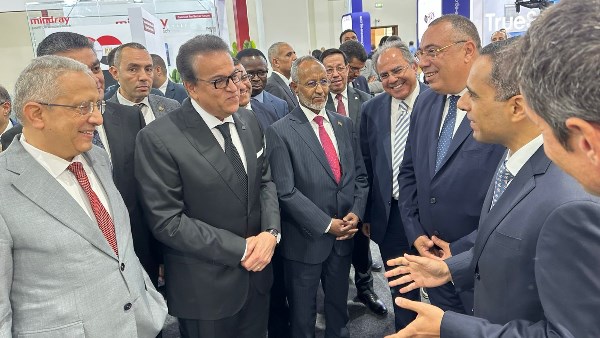 «سيمنز هيلثنيرز» تكشف عن أحدث ابتكارات الرعاية الصحية المدعومة بالذكاء الاصطناعي خلال مشاركتها في معرض صحة إفريقيا 2025 «سيمنز هيلثنيرز» تكشف عن أحدث ابتكارات الرعاية الصحية المدعومة بالذكاء الاصطناعي خلال مشاركتها في معرض صحة إفريقيا 2025