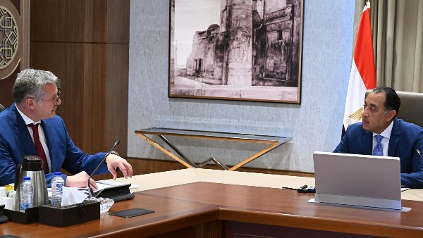 وزير البترول والثروة المعدنية