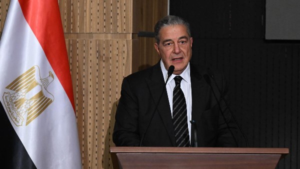 ياسين منصور: نخطط لإنشاء مشروع عالمي بمدينة «جريان» على مساحة 361 فدانًا ياسين منصور: نخطط لإنشاء مشروع عالمي بمدينة «جريان» على مساحة 361 فدانًا