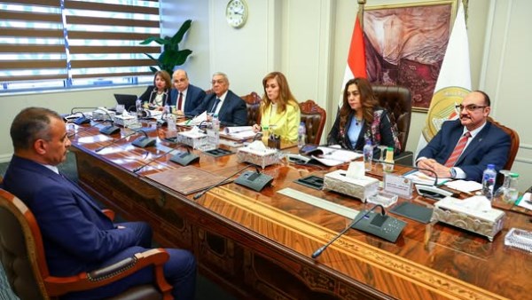 لجنة اختيار المتقدمين للوظائف القيادية بـ «التنمية المحلية» تختتم مقابلاتها الشخصية لـ 100متقدم