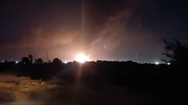 حريق في مصفاة نفط طهران إثر هجوم إسرائيلي حريق في مصفاة نفط طهران إثر هجوم إسرائيلي