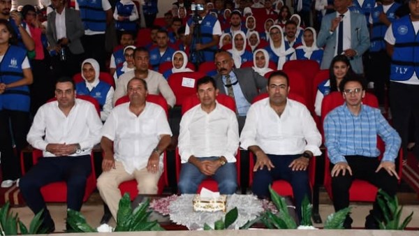 وزير الرياضة ومحافظ بورسعيد يتفقدا عددًا من الأنشطة الرياضية وزير الرياضة ومحافظ بورسعيد يتفقدا عددًا من الأنشطة الرياضية