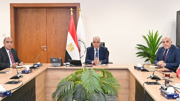 وزير الري