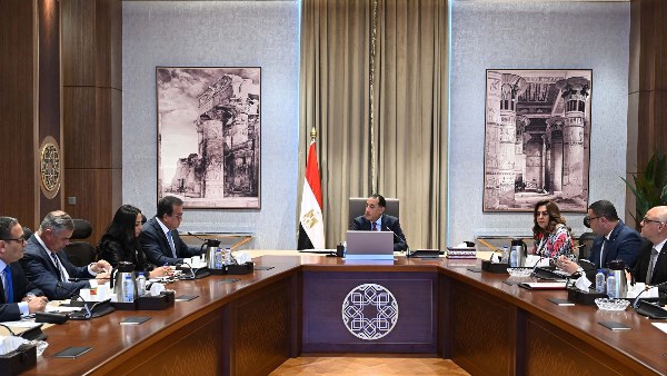 رئيس مجلس الوزراء رئيس مجلس الوزراء