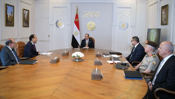الرئيس عبد الفتاح السيسي الرئيس عبد الفتاح السيسي