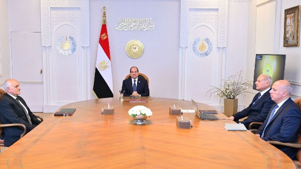 الرئيس عبد الفتاح السيسي الرئيس عبد الفتاح السيسي