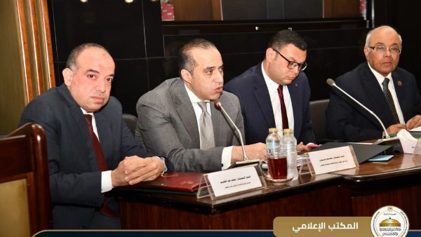 المستشار محمود فوزى المستشار محمود فوزى
