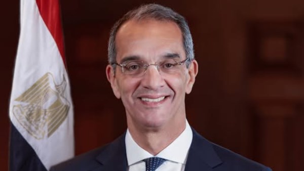 الدكتور عمرو طلعت الدكتور عمرو طلعت