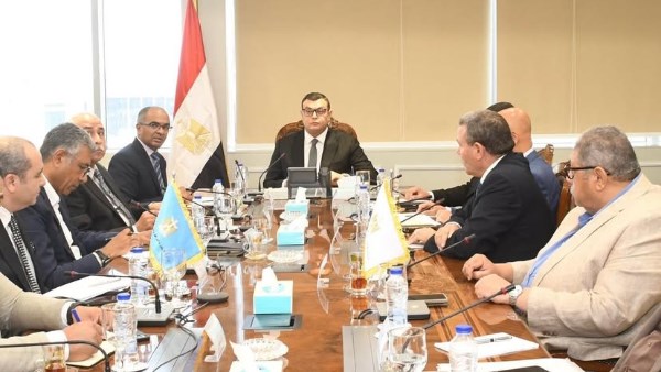 وزير الإسكان وزير الإسكان