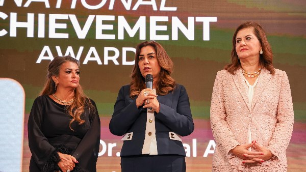 قمة «مصر للأفضل» قمة «مصر للأفضل»