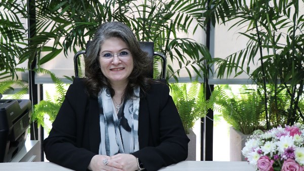 منى ذو الفقار منى ذو الفقار