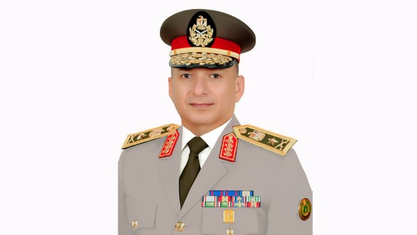 الفريق ياسر الطودي قائد قوات الدفاع الجوي الفريق ياسر الطودي قائد قوات الدفاع الجوي