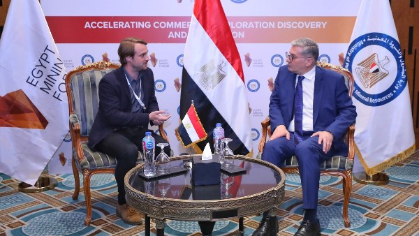 وزير البترول يتابع مع "باريك جولد" توسعها في أنشطة البحث عن الذهب بمصر وزير البترول يتابع مع "باريك جولد" توسعها في أنشطة البحث عن الذهب بمصر