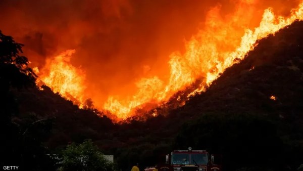 أكبر حريق غابات في كاليفورنيا يلتهم 70 ألف فدان أكبر حريق غابات في كاليفورنيا يلتهم 70 ألف فدان