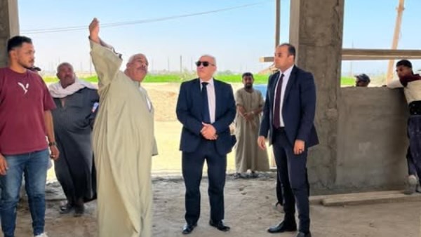 رئيس هيئة تنمية الصعيد يتفقد أعمال إنشاء مركز تنمية المهارات التراثية في بني سويف رئيس هيئة تنمية الصعيد يتفقد أعمال إنشاء مركز تنمية المهارات التراثية في بني سويف