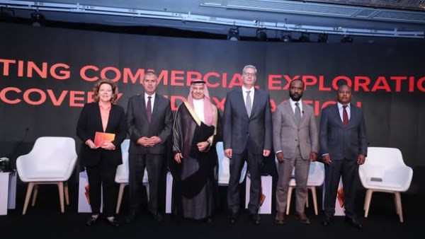 وزير سعودي: مصر تملك إمكانات تعدينية هائلة تؤهلها لتكون بين أبرز المناطق الواعدة في العالم وزير سعودي: مصر تملك إمكانات تعدينية هائلة تؤهلها لتكون بين أبرز المناطق الواعدة في العالم